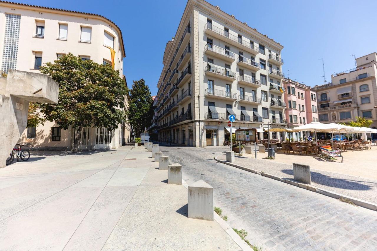 Bravissimo Eiximenis, With Beautiful Terrace And Views Leilighet Girona Eksteriør bilde